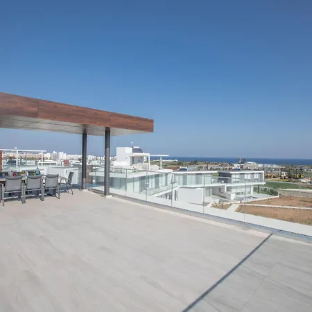 Schoene Olivine Pearl Ol5 Mit Garten By Interhome