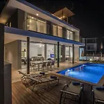 Schoene Olivine Pearl Ol5 Mit Garten By Interhome Feriehus
