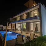 Schoene Olivine Pearl Ol5 Mit Garten By Interhome *