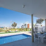Schoene Olivine Pearl Ol5 Mit Garten By Interhome * Protaras