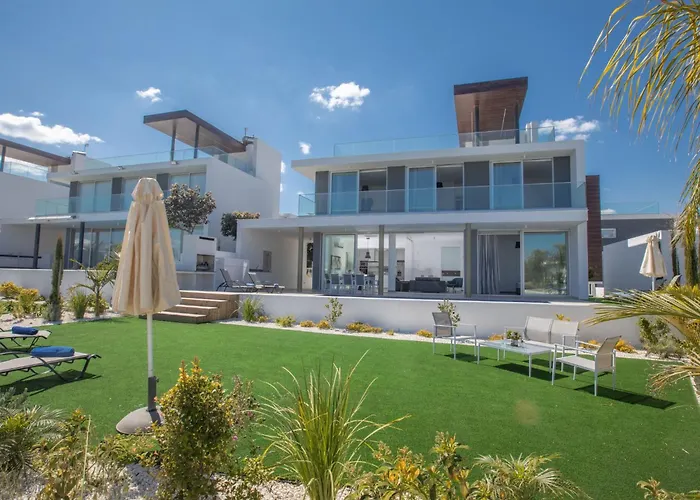 Nyaraló Schoene Olivine Pearl Ol5 Mit Garten By Interhome Protarász