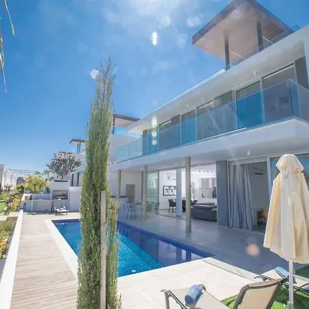 بيت للعطل Schoene Olivine Pearl Ol5 Mit Garten By Interhome *